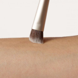 Jane Iredale Fluffy Eye Brush 1 unit